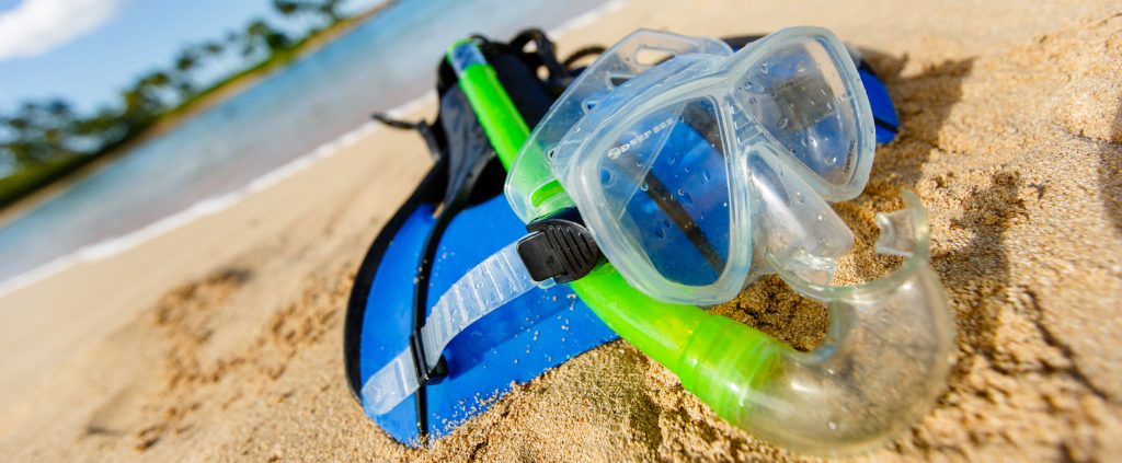 What to know about renting snorkel gear