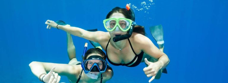 How much does Snorkeling Cost in 2023? Complete Guide